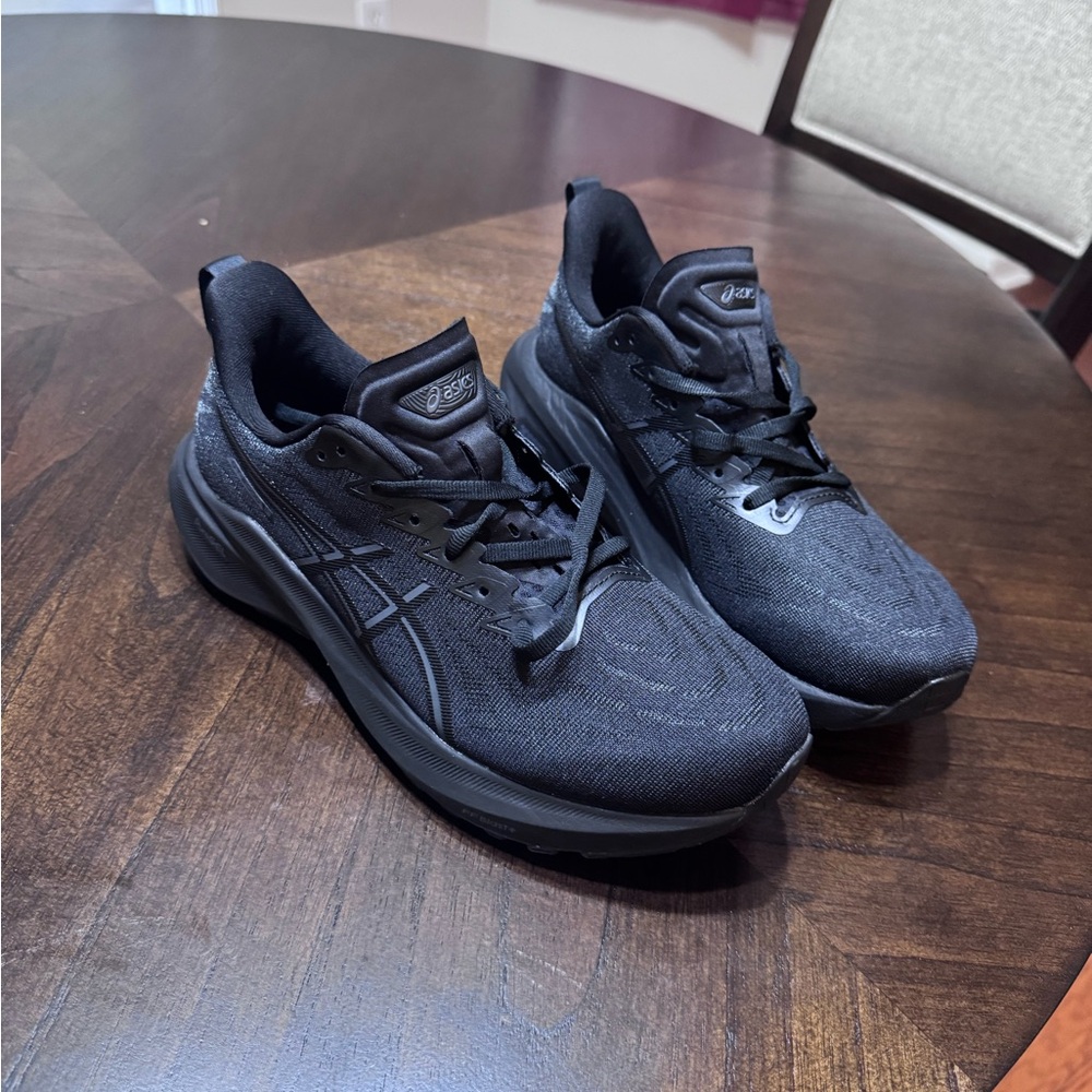 ASICS Women's GT-2000 13 Running Shoes Size 8 NEW WITHOUT BOX